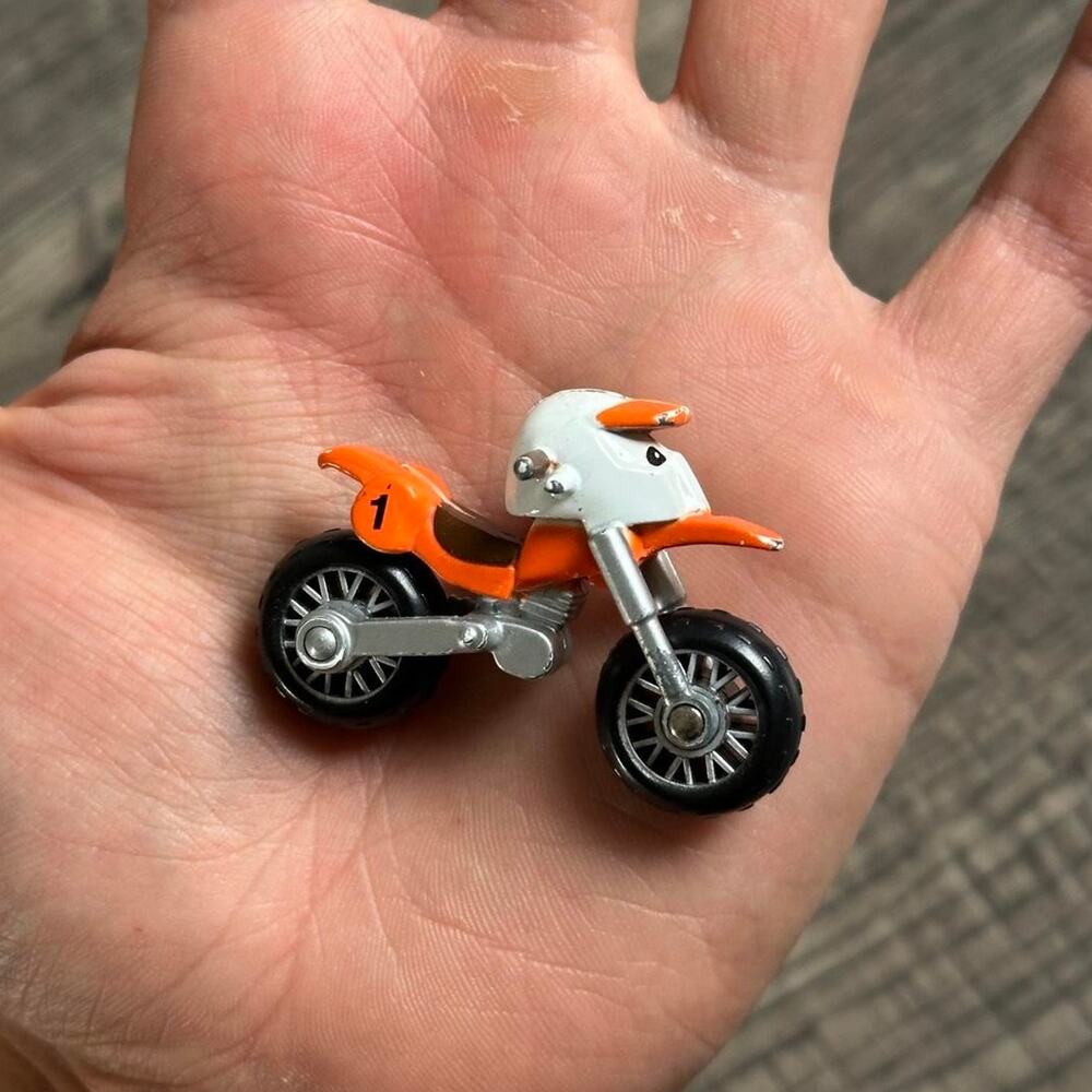 Vintage 00s Tonka Maisto Speed Cycles Mad Maniax Lil Chuck Motorcycle Car